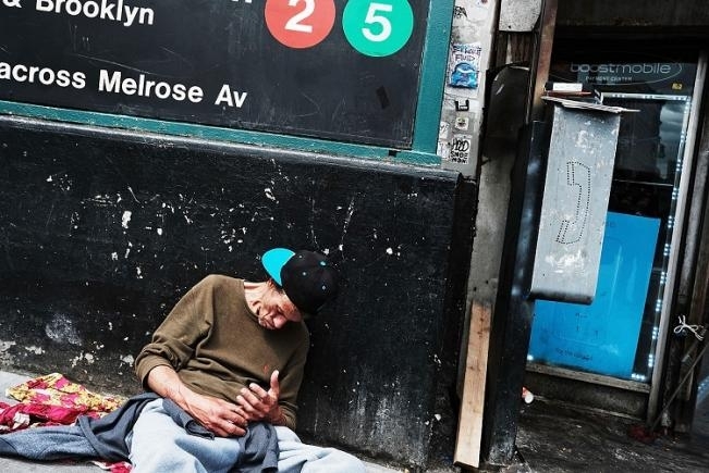 Criza drogurilor a scăpat de sub control în New York: locuitorii sunt îndemnați să aibă un antidot - naxolona- asupra lor în orice moment