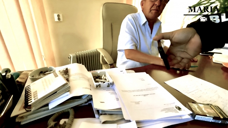 Primarul PNL Mircea Moroșan, acuzat de ipocrizie și încălcare a legii anti-fumat în instituțiile publice, prins că încalcă legea în propriul lui birou din Primărie