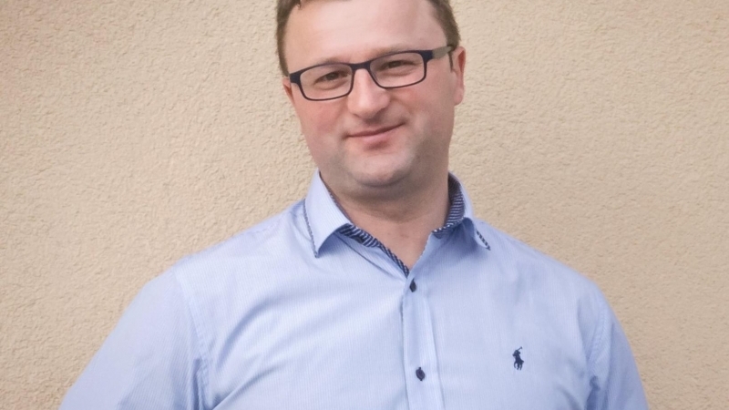Consilierul primarului Ovidiu Pantea: De la Luptător Anti-PNL la “parazit” al puterii din Huedin…