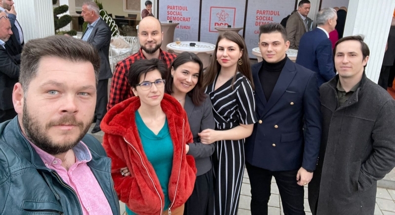 Cristina-Elena Vlaicu: *De la absență la implicare: o scurtă analiză a culpei comune în neimplicarea tinerilor în politică* 