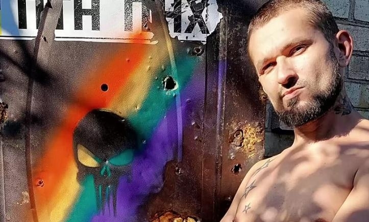 Războaiele progresiste au ajuns în Ucraina: un medic militar se luptă cu patriarhul Kievului pentru drepturile LGBTQ+